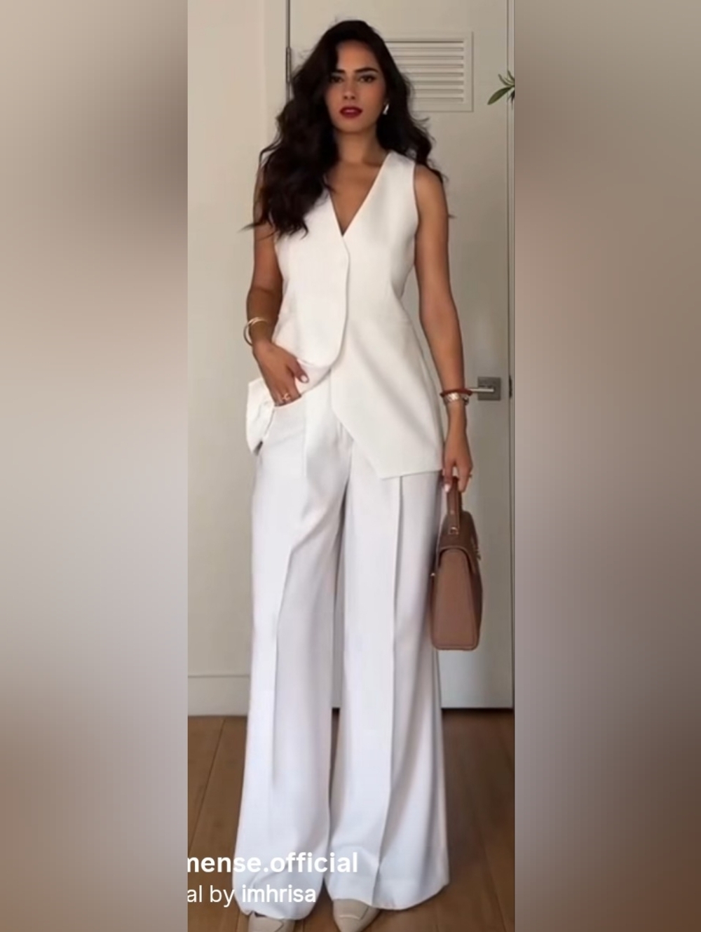 Elegant High-Waist Wide-Leg White Pants - Picture 4 of 5